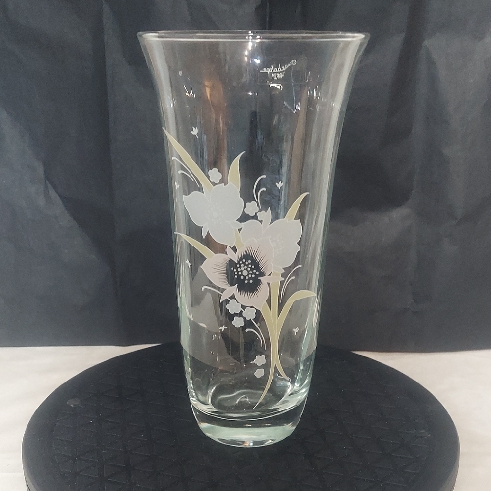 Vintage Pasabahce Fleury Glass Vase, Floral Etched, Made in Turkey 8.5"